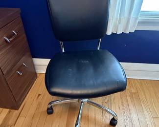 Mid-Century Modern Style Office Chair