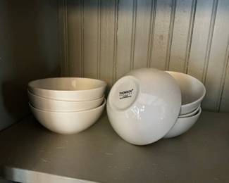 Thomson Pottery Quadro White Ceramic Bowls