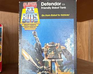 Super GoBots Defender 031 Friendly Robot Tank