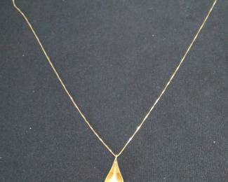 14k Gold Teardrop Pendant Necklace with Pearl