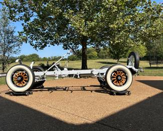 1926 Overland Sedan chassis for restoration.  Has all the part and wood .  Engine needs to be rebuilt.