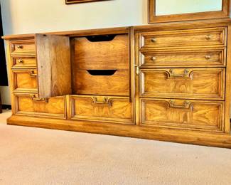 Thomasville MCM Dresser