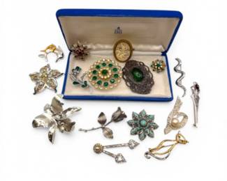 81 VintageBroochCollectionRhinestoneFloralFiguralMore