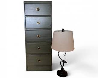 47 VintageGreenPainted5DrawerDresserwCurvedMetalBaseTableLamp