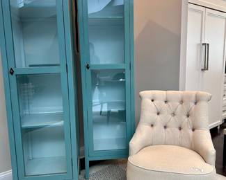 Pine painted cabinets from Merchandise Mart, Cost Plus tufted slipper chiar, Flor rug