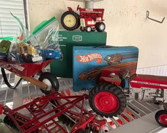 1975 Hot Wheels carrying case; Vintage die-cast tractor toy; Hot Wheels cars