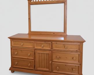 Broyhill "Fontana" Pine 9 Drawer Dresser with Mirror