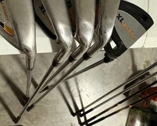 XL Varsity "Top-Flite" Golf Club Set