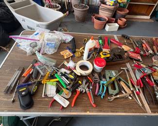 Hand Tools & Hardware 