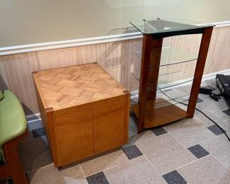 Cherry Finish Audio Tower with Glass Shelves