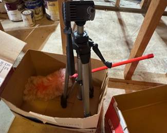Ambico Aluminum Tripod with Panhead