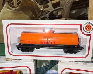 Bachmann HO Scale  Single Dome Tank Car  Shell 