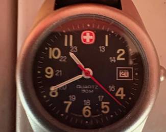 Wenger Marlboro Trail Swiss Army Watch second image