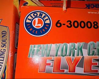 Lionel New York Central Flyer Passenger Car Expansion Pack second image