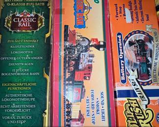 ECHO Classic Rail Battery Operated Train Set