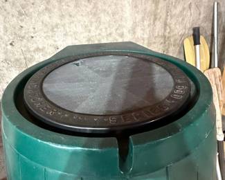 Outdoor Rain Catcher Barrel  second image