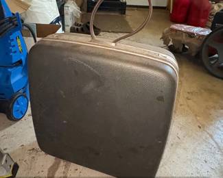 Vintage Samsonite Portable Typewriter Case second image