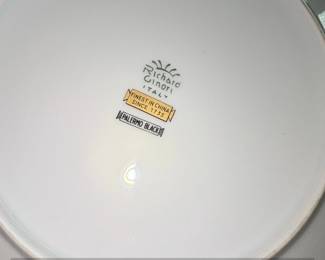 Richard Ginori Palermo Black Dinnerware Set second image