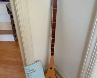 McNally D Grand Strumstick