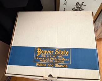 Beaver State Pendleton Woolen Mills Robes and Shawls Box