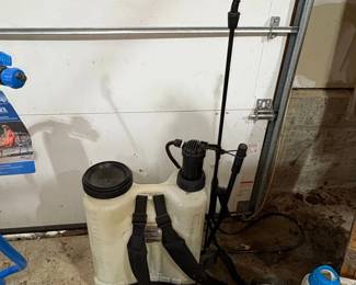 Greenwood Gallon Backpack Sprayer