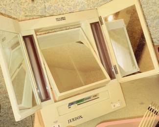 Vintage Lighted Makeup Mirror 