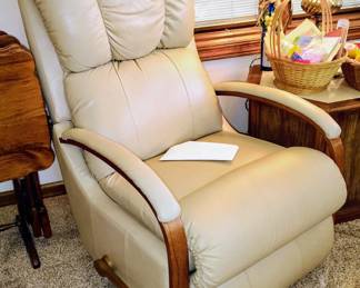 Lazy Boy  Leather Rocker  Recliner 