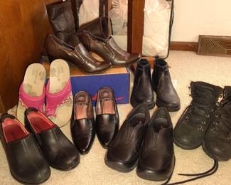 Ladies Shoes size 5.5, Large Collection of Merrell Shoes and sandals.  