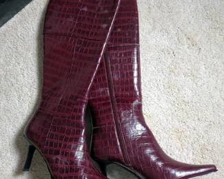 Women's Boots, Qty 2, Size 11