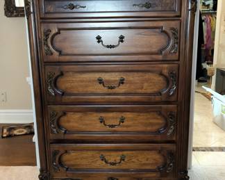 Fairmont Designs Traditional 5-Drawer Chest, Approx 56" x 42" x 20.5"