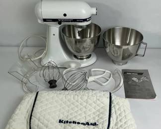 02 KitchenAid Stand Mixer with Attachments Extra Bowl