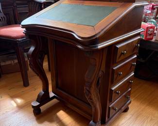 Ship captain's desk in perfect shape