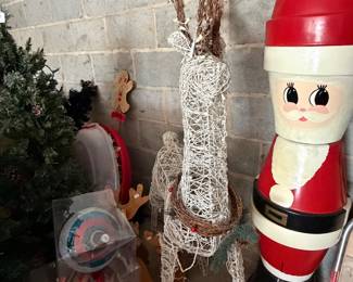 outdoor Christmas decor