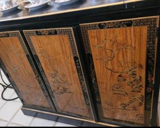 Drexel Chinoiserie Bar