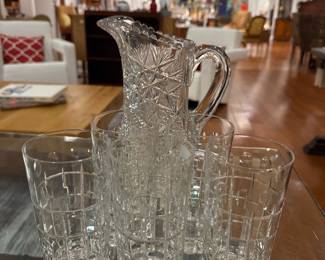 Gemini said Art Nouveau Style Iridescent Jack-in-the-Pulpit Art Glass Vase