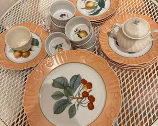 Botanical Orchard Peach-Rimmed Porcelain Dinnerware Set