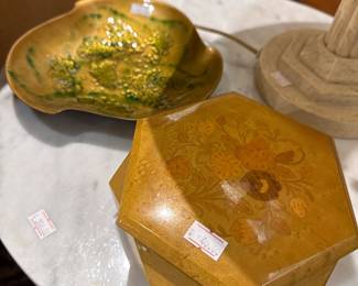 Hexagonal Inlaid Burlwood Music Box