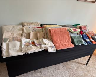 Vintage & modern linens