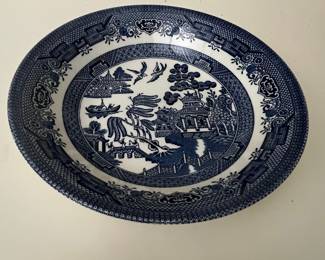 Blue Willow Churchill Oval Vegetable Bowl