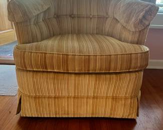 Vintage Swivel Barrel Chair