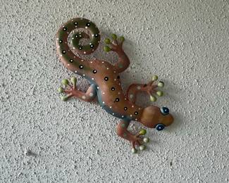 Painted Metal Gecko Wall Decor