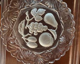 Federal Glass Pioneer Fruit Pattern Bowl and Dessert Plates Set