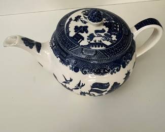 Johnson Bros. England Willow Pattern Teapot