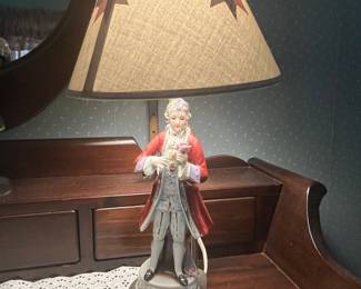Vintage Capodimonte Porcelain Figurine Lamp - Man with Rose
