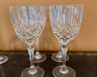 	#30	Waterfod Marquis Wine Glass set of 4	 $40.00 				