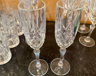 	#31	Waterford Marquis champange Flutes set of 2	 $40.00 				