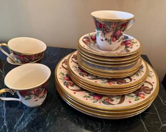 	#9	Lenox Holiday Tartan Service for 4	 $365.00 				
