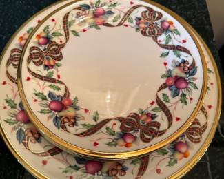 	#9	Lenox Holiday Tartan Service for 4	 $365.00 				