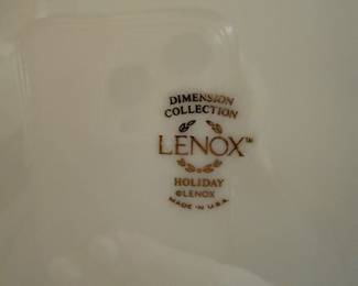 	#7	Lenox Holiday China set service for 12 with extra pieces 72 pieces	 $400.00 				