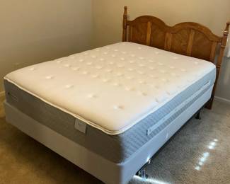 Bassett Queen Bed Frame Posturpedic Everley Firm Mattress Box Spring
